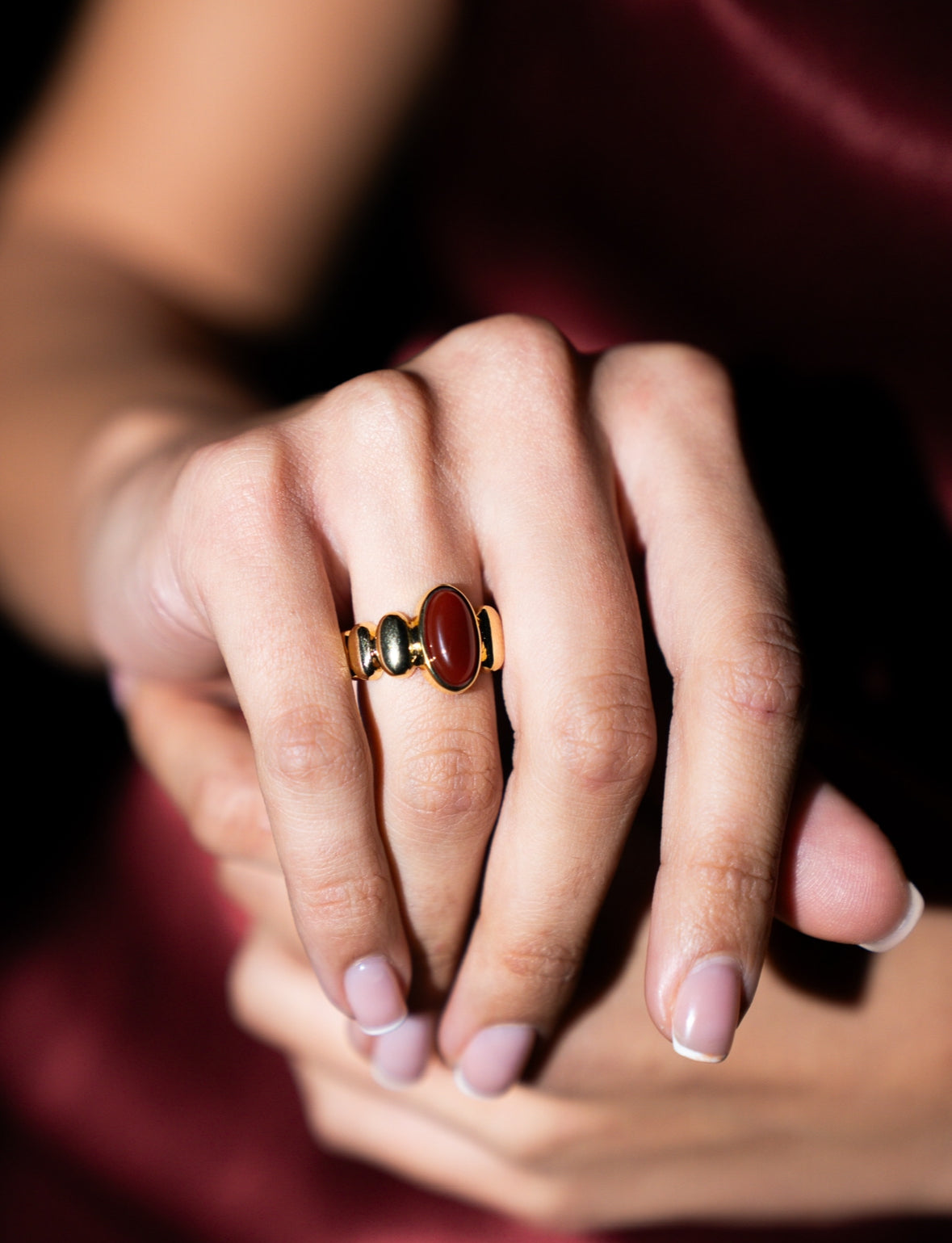 MAROON EDGE RING