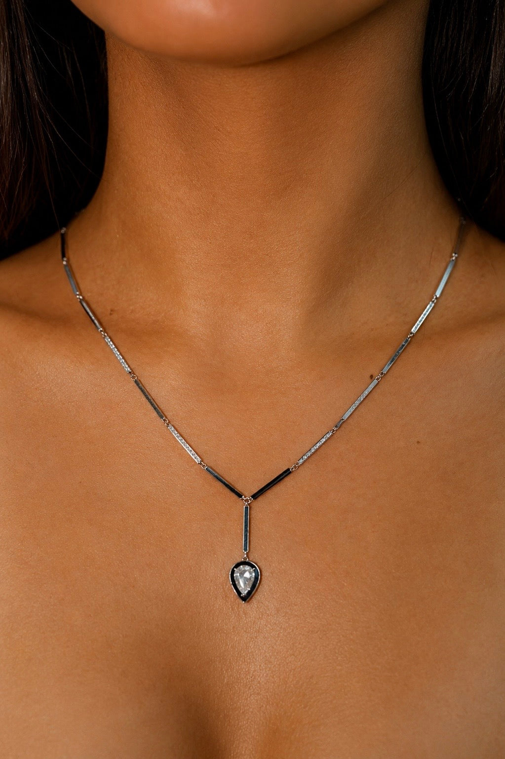 VELOUR NECKLACE
