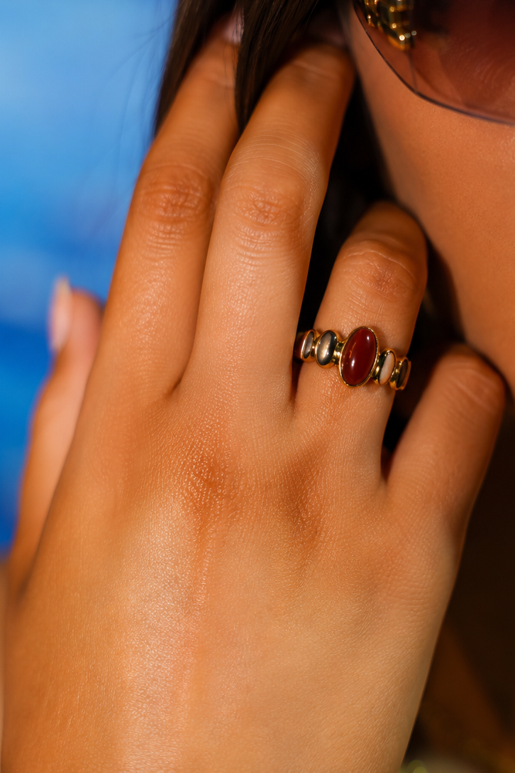 MAROON EDGE RING